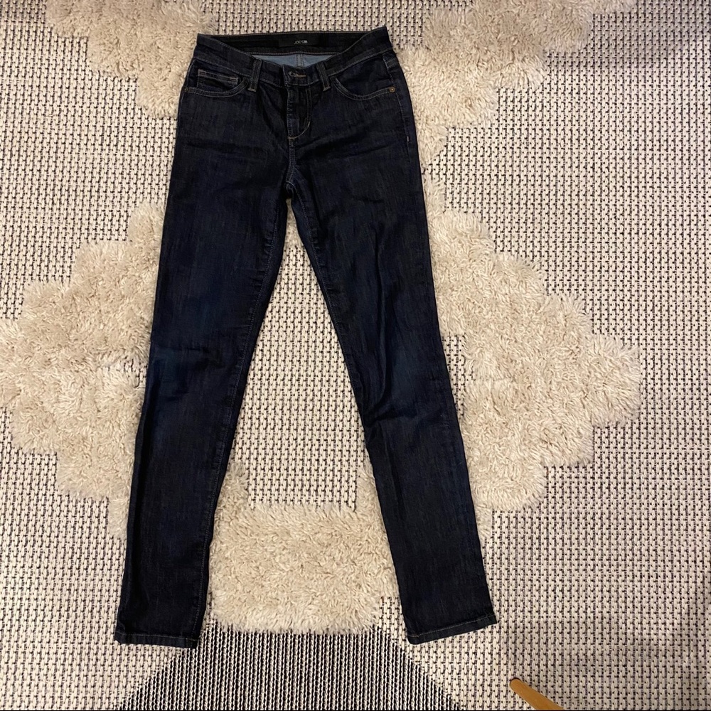 Joe’s jeans straight leg size 24